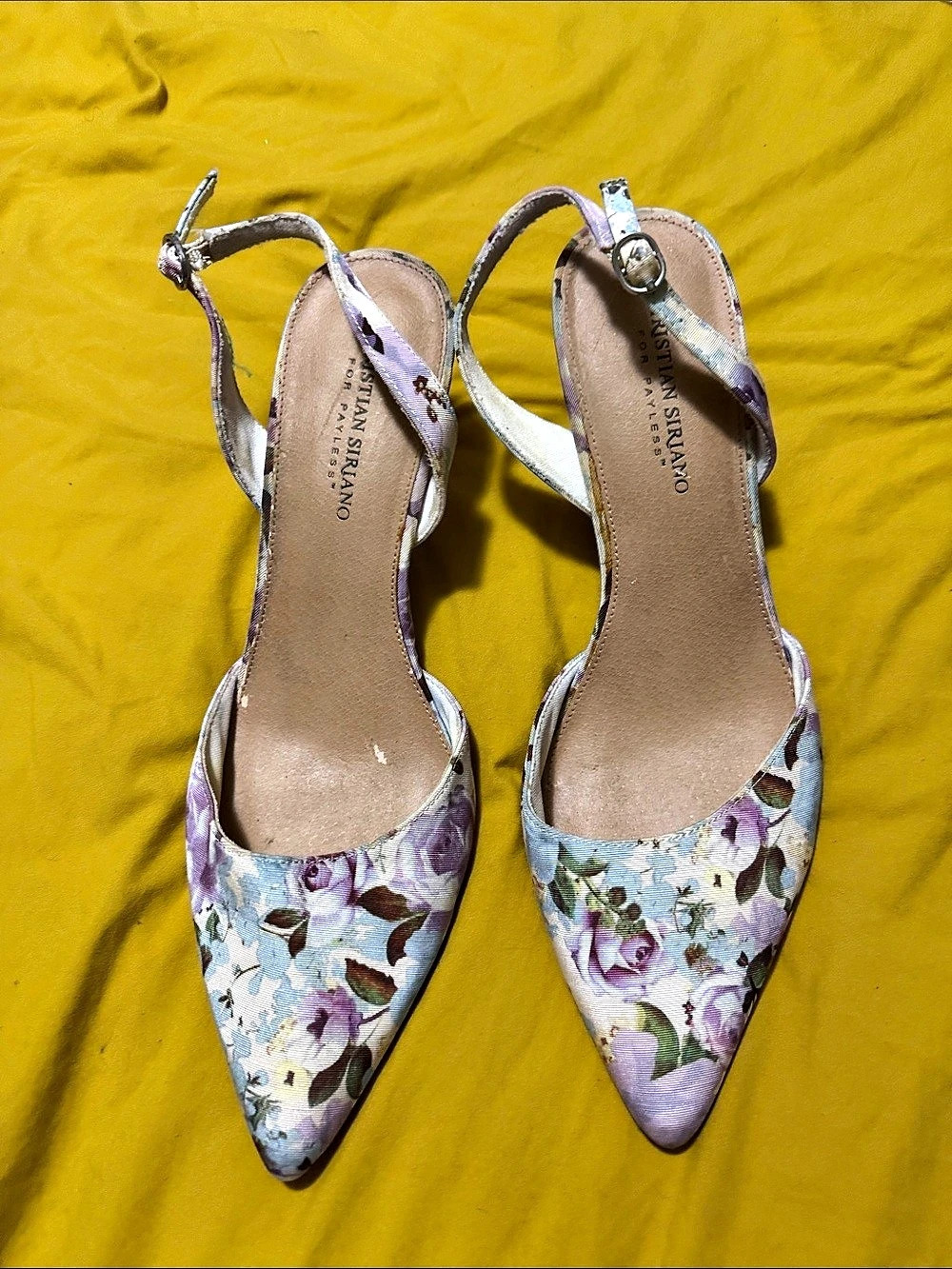 Chris S. Floral Pointed-Toe Heels US 10